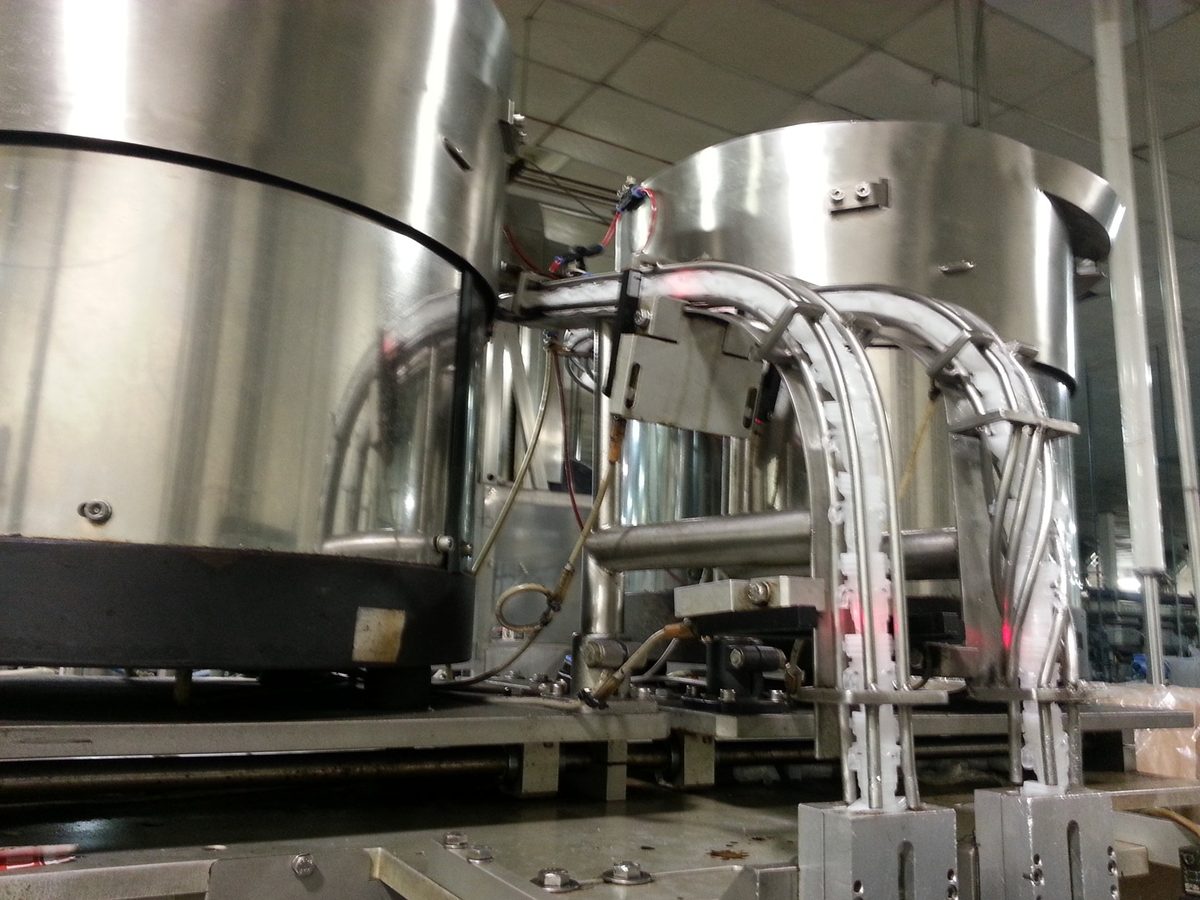 Polished stainless vibratory feeder bowl